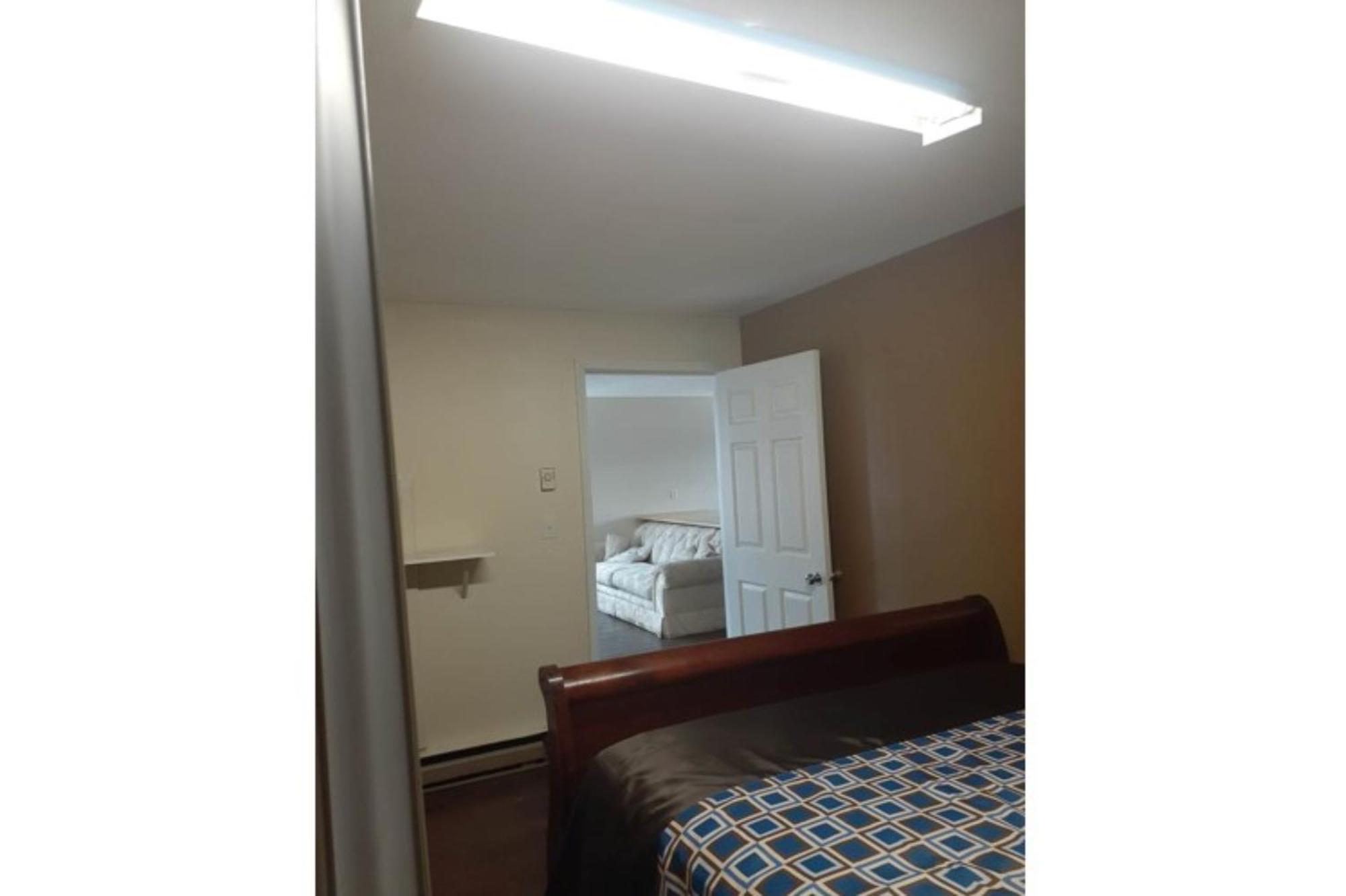 Virginia Hotel 2*